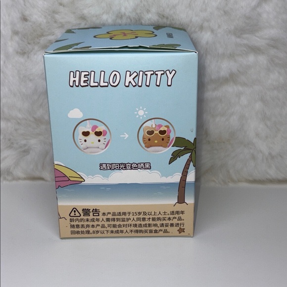 Miniso Hello Kitty Summer Tan Scented Vinyl Plush Blind Box - Picture 3 of 6